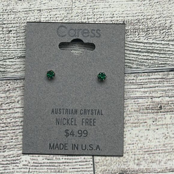 Caress Earrings Set Of 4 NWT - Picture 5 of 5